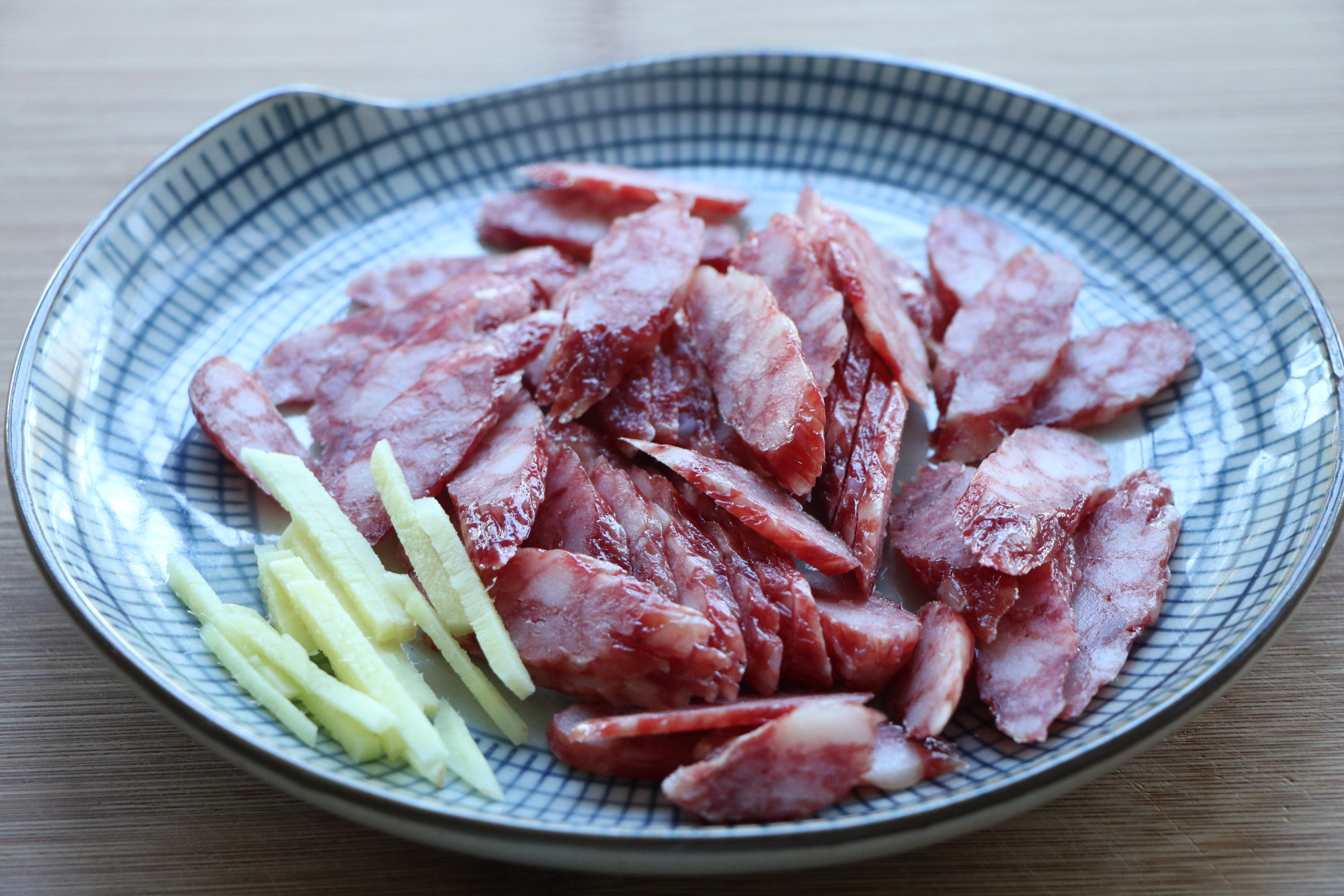 立冬了，超級好吃的懶人煲仔飯，簡單省事，比叫外賣強多了