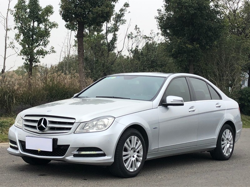 奔驰C200-各年份在售精品二手车市场价位!