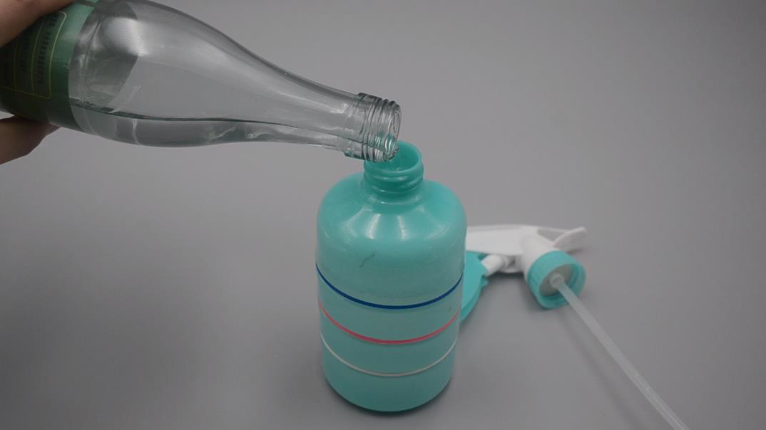廚房油煙味重怎麼辦？ 教你一個實用的方法，清爽不油膩，回家試試
