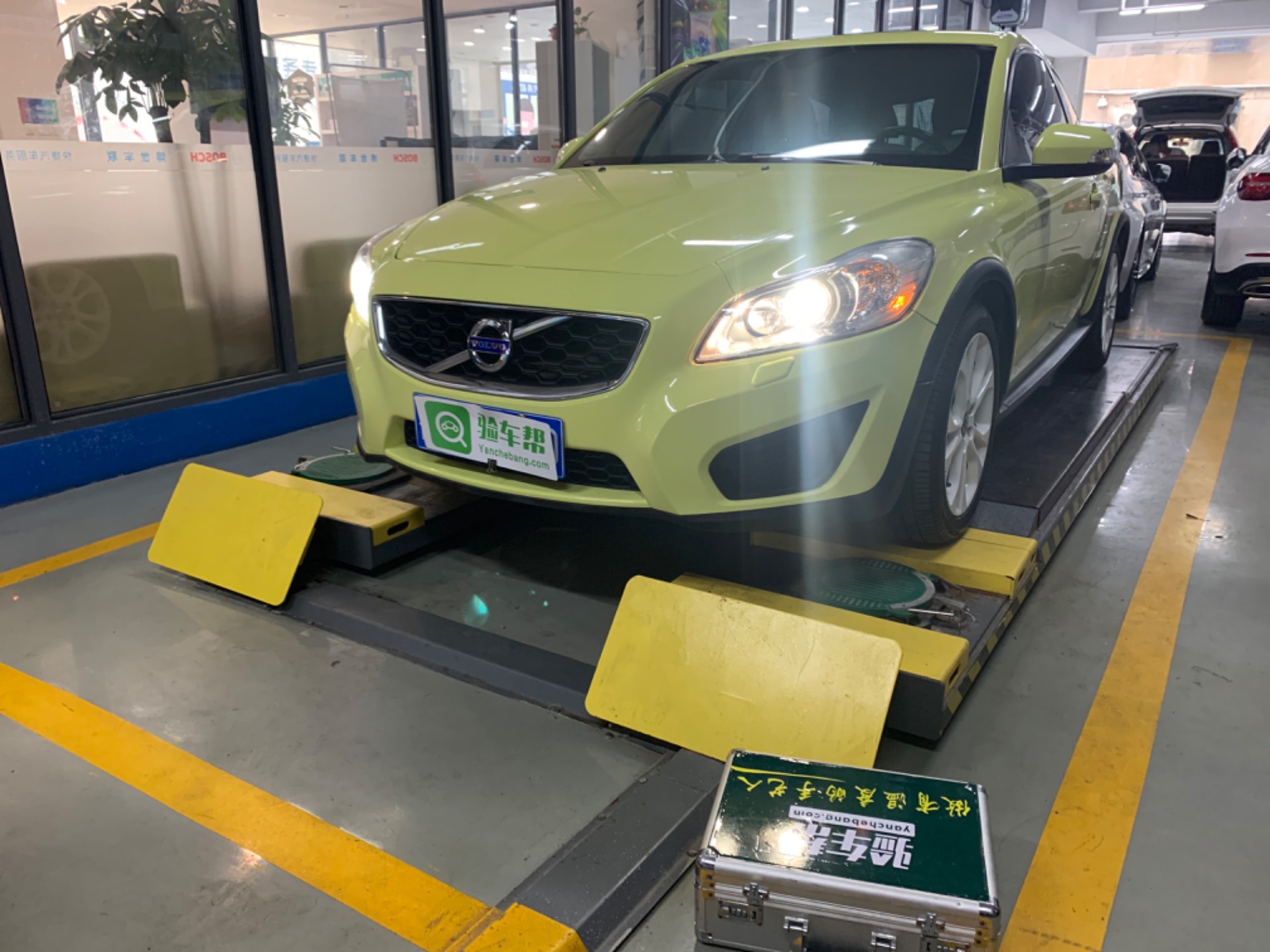 買車看看過戶記錄還是很重要！這臺沃爾沃就是例子