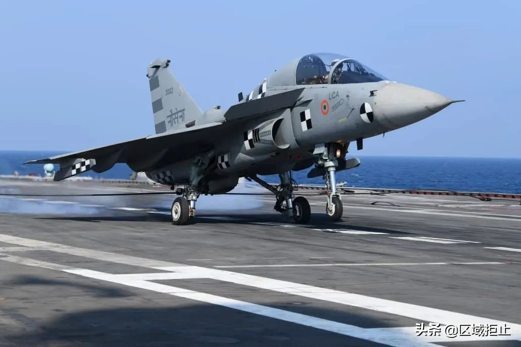 歼10被印度司令看扁：动力系统不如光辉战机，出
