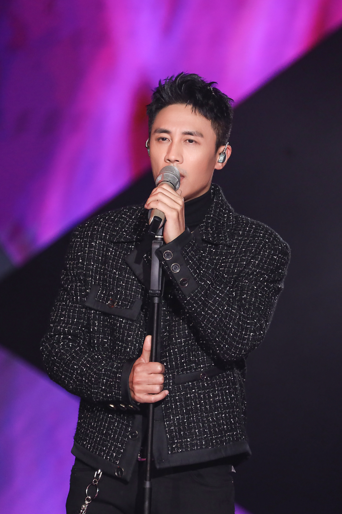 " chase after light elder brother " , dancing of Dou Xiaodu honest is poor, I want to nod an assist to him