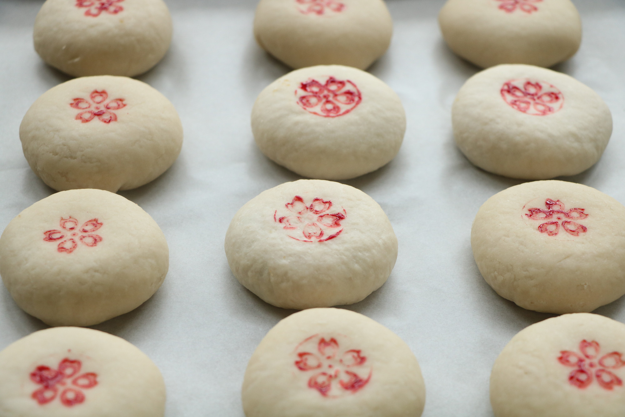 中式月饼最爱这款，层层酥脆，鲜嫩多汁，做给家人吃，老少皆宜