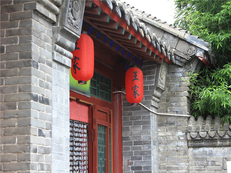 山西一地标走红，人称“民间故宫”，面积比乔家大院还大500平