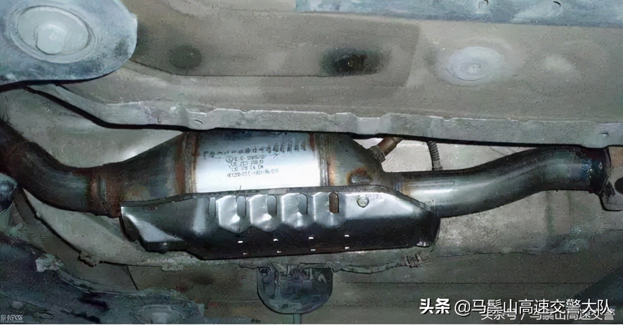 Is it normal for car exhaust pipes to drip? iMedia