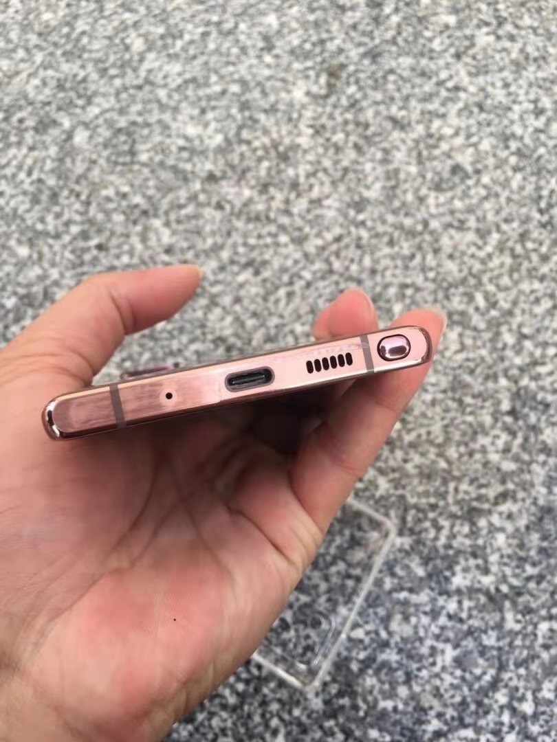 从7699跌至4469，7nm芯片+256GB存储+IP68，三星顶级旗舰低价来袭