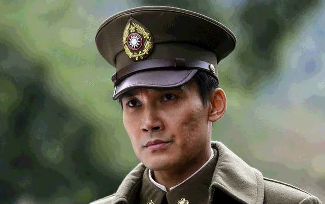 卧底将军、红色间谍郭汝瑰，1949年通电起义，最