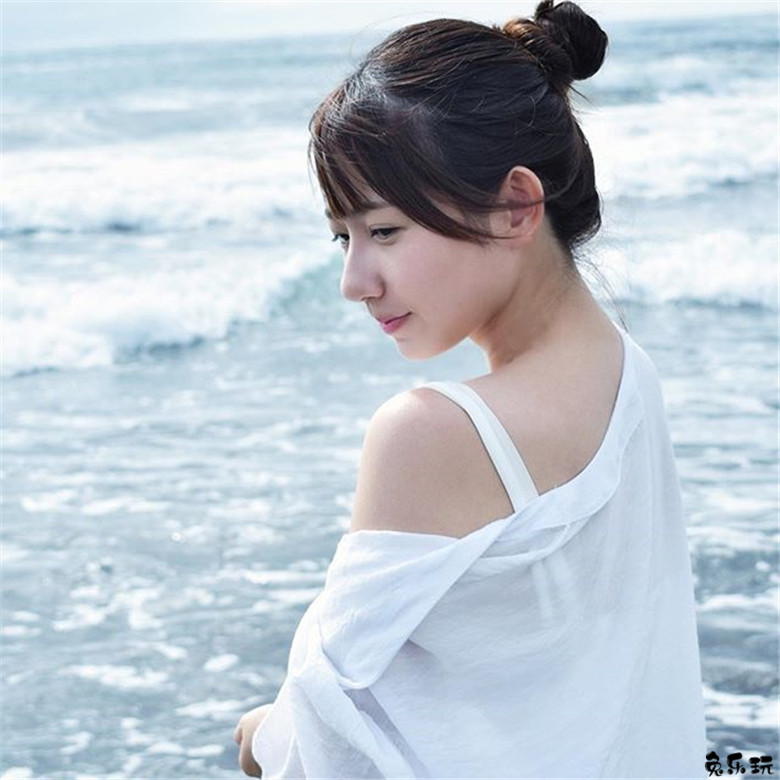 顶级配置颜值的软萌妹子看的热血难捱！这营养真好！