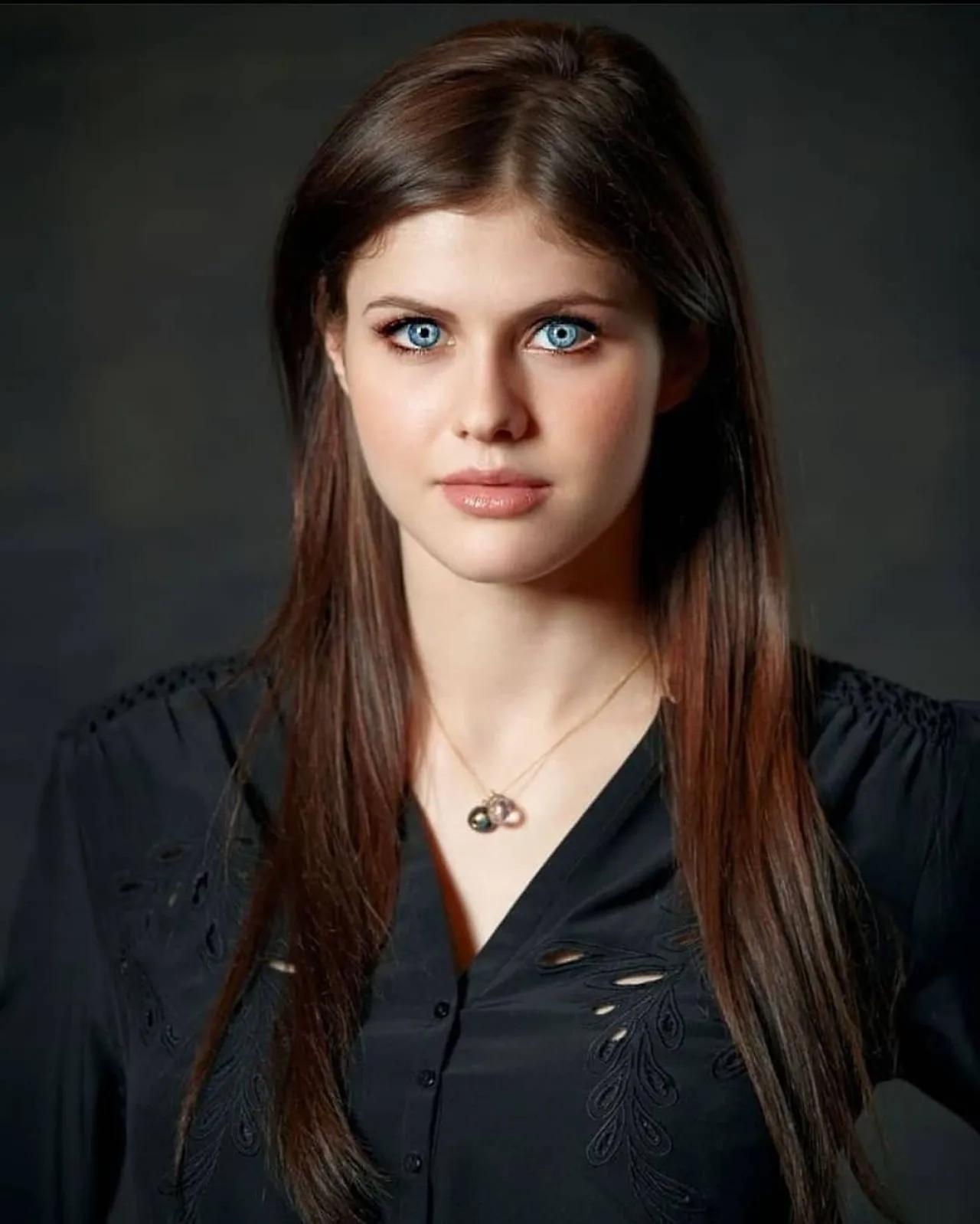 Foreign actress Alexandra Daddario Alexandra Daddario iNEWS