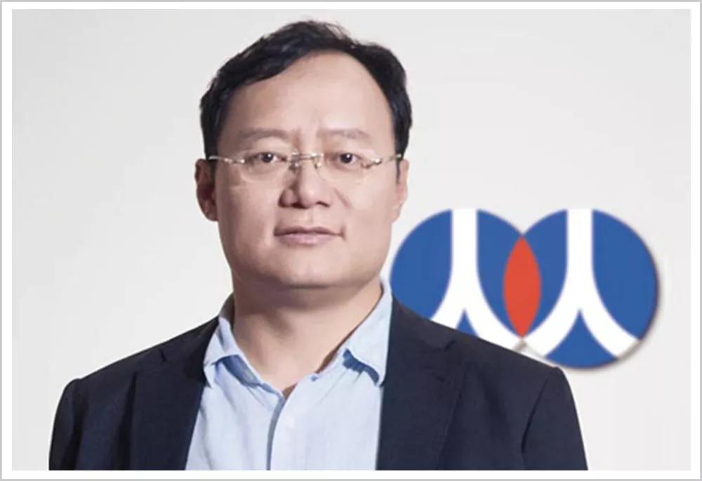 年薪1.5亿近200亿身家，42岁退休，农家子弟怎么这