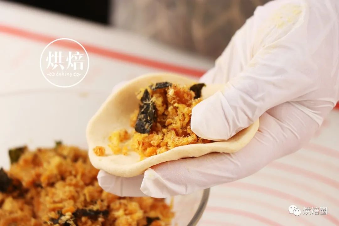 我用糯米粉可以做壽司包上肉鬆蛋黃餡比青團好吃