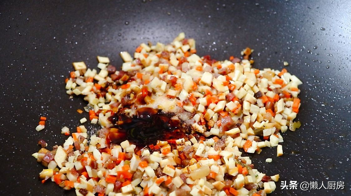 這是武漢糯米雞的做法，為何沒有雞肉，卻叫這個菜名？