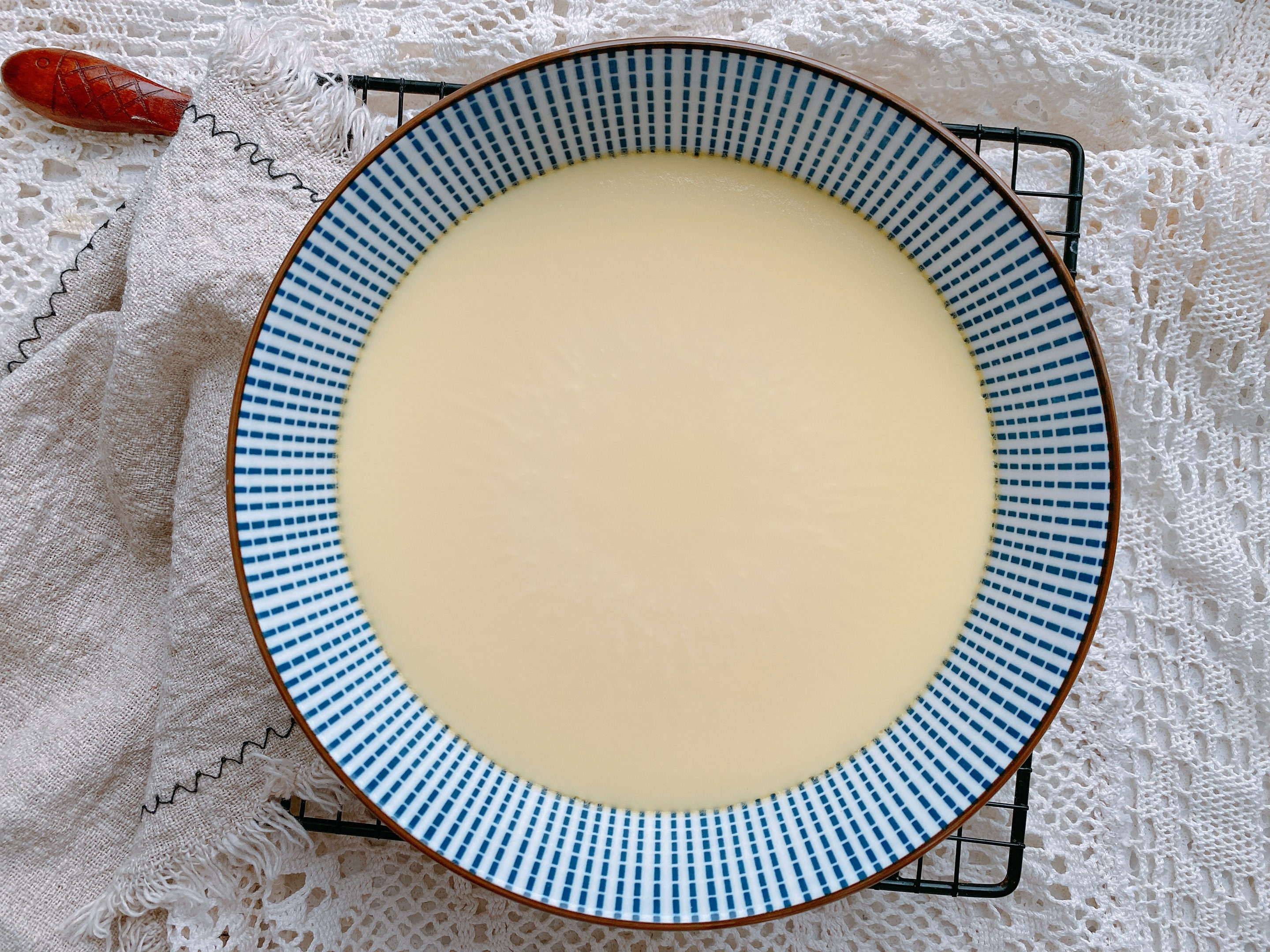 蒸蛋總失敗，牢記“4忌2放”，蒸好的蛋羹又滑又嫩，好吃到犯規