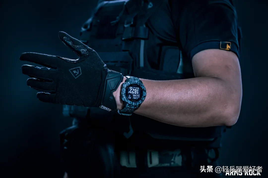 外型最正，性价比超高战术手表来了！佳明战术版手表如何搭配？