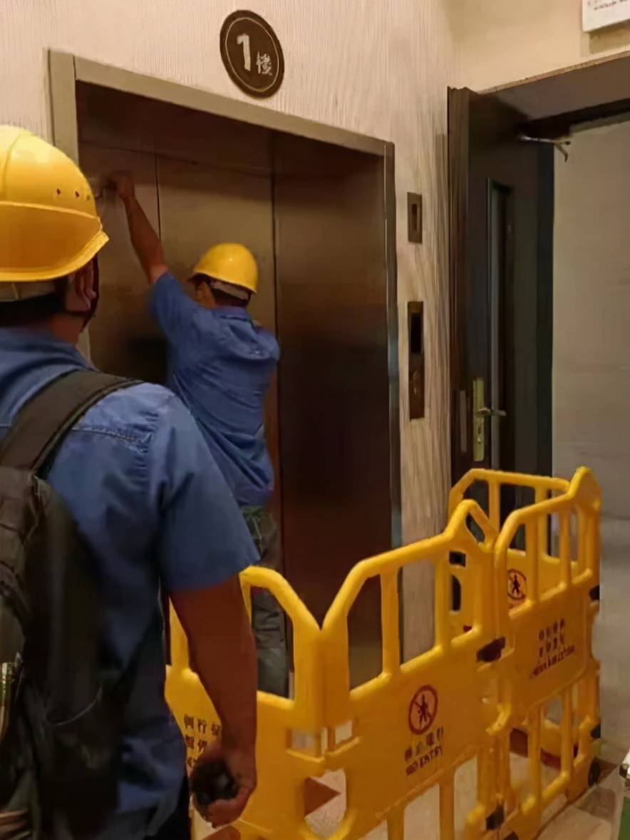 渡江战役纪念馆开展电梯应急救援演练