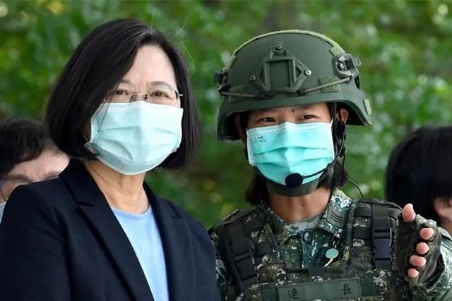 台灣軍事靠美國、經濟靠大陸已成事實，讓數據說話，看看嚴峻態勢