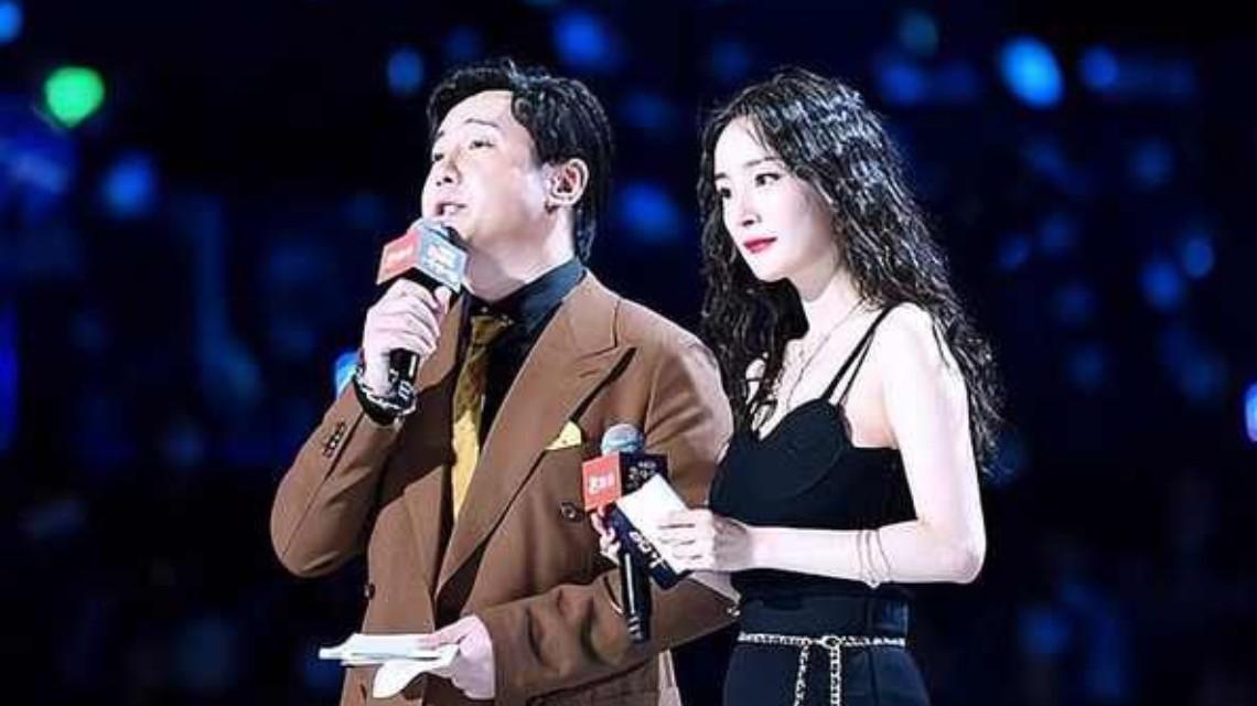 沈腾回应没扶杨幂，杨幂是不是真的扶了个寂寞？