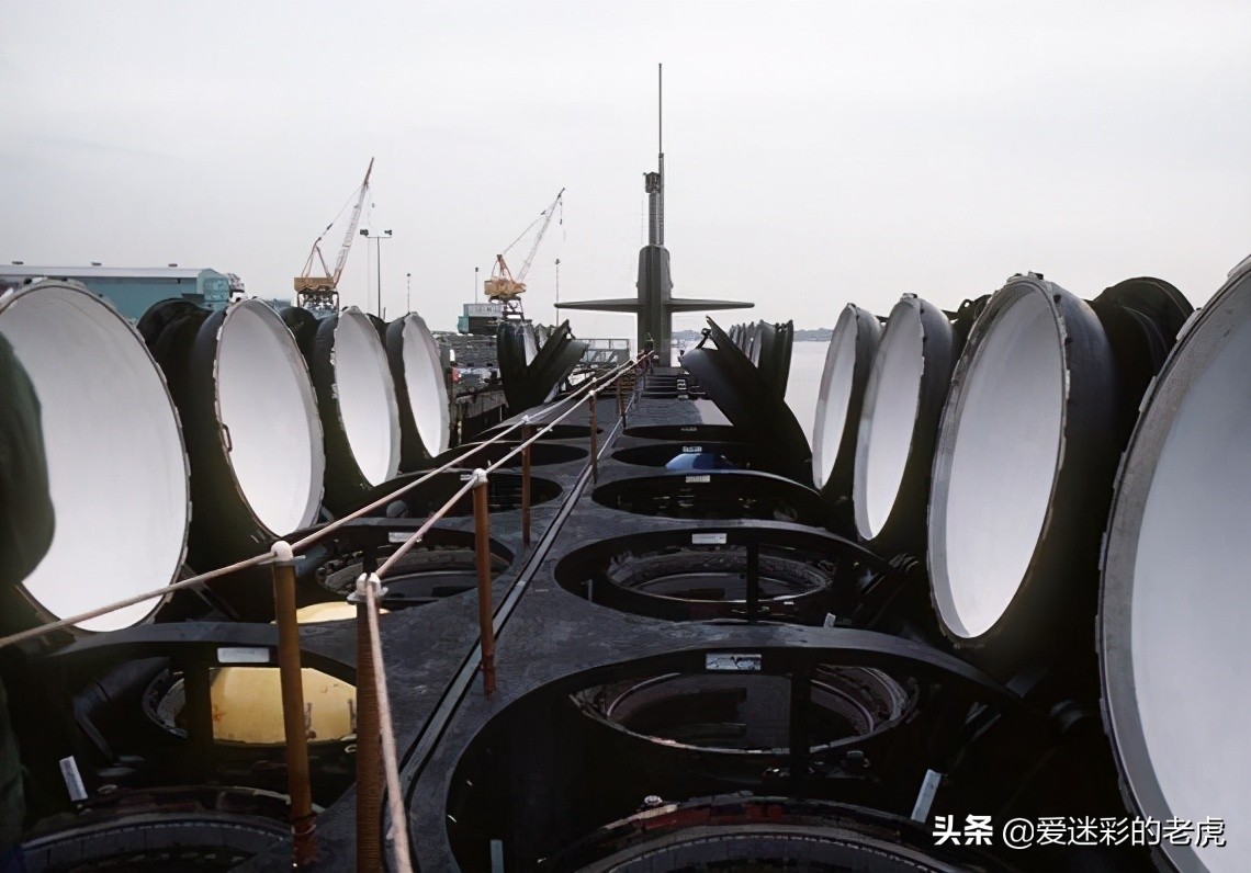 �ӳ���18��ͧ��������������Ǳͧ��࣬���д������������С