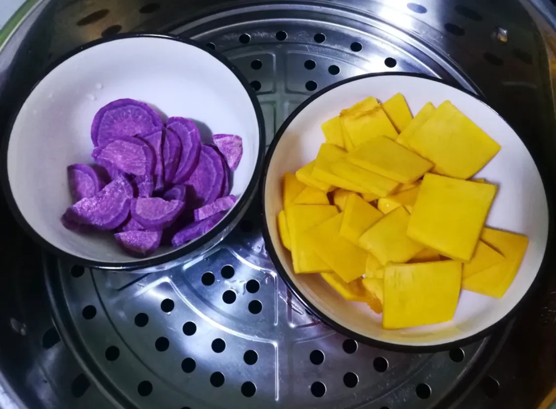 毛毛虫馒头,哪个孩子能不爱? 美食做法 第2张 毛毛虫馒头,哪个孩子能不爱? 美食做法 第2张