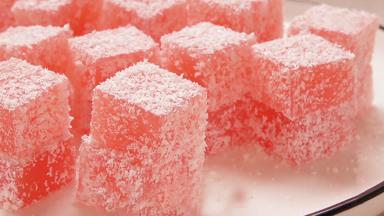 2個西紅柿，一碗澱粉，鍋裡攪一攪，酸甜爽滑，越吃越想吃