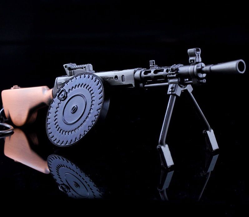 吃鸡里的大盘鸡，上甘岭上的唱片机，一挺机枪