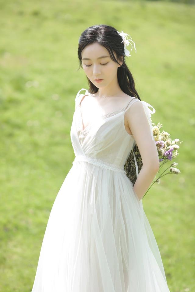 感到幸福的唯美句子 春风十里，不及相遇有你图片