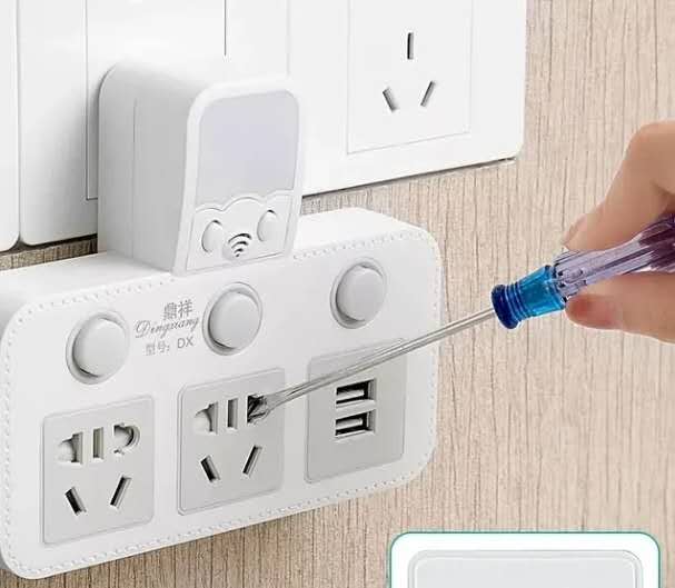 碾压公牛，小米插线板迎来劲敌，玩跨界的插排新品强势来袭