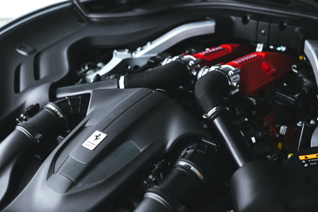 这款法拉利售价不到300万，你还会选择911和兰博基尼吗？