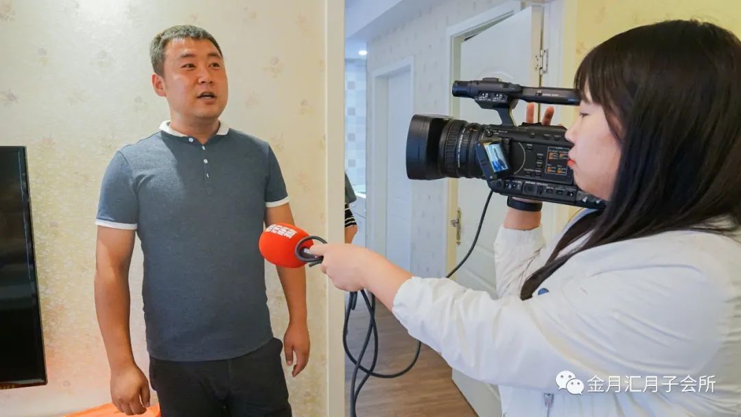 欢迎五年前金月汇单卵三胞胎宝宝回家