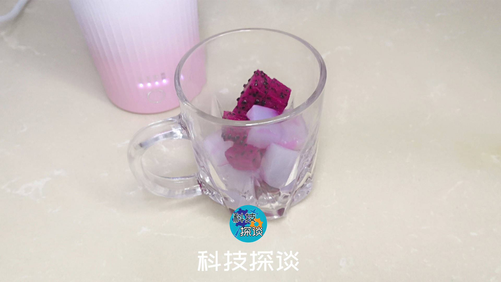 何必排隊買奶茶，有了圈廚便攜式奶茶機，通上電就能自制奶茶