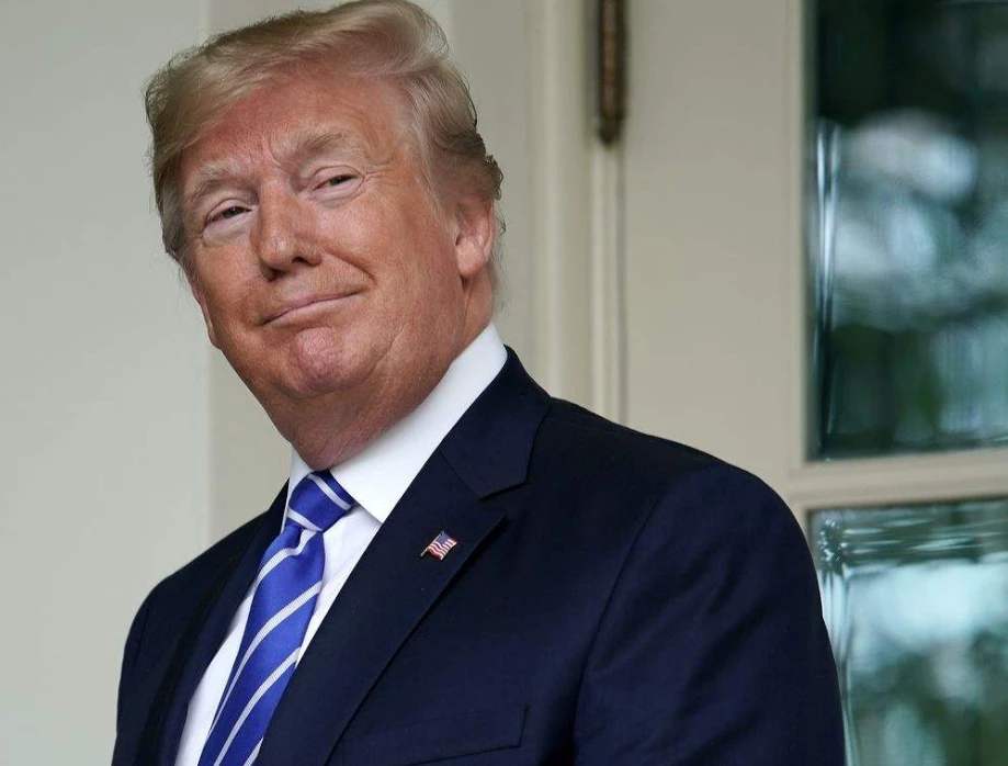 白宫焦头烂额之际！印度突然重拳出击，全面禁