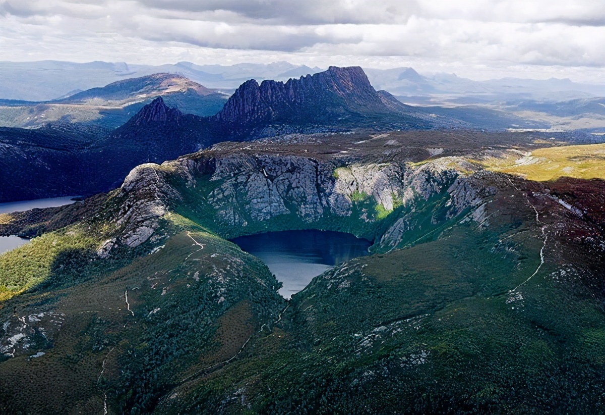 地球上最奇特怪异的10处湖泊