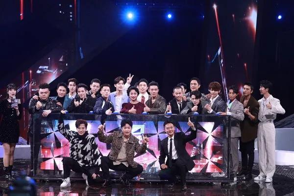 不心动挑战｜看了眼《追光吧哥哥（法国版）》，这谁能顶得住？