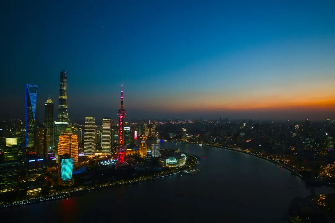 壳牌（中国）与上海石油天然气交易中心探讨油品贸易业务