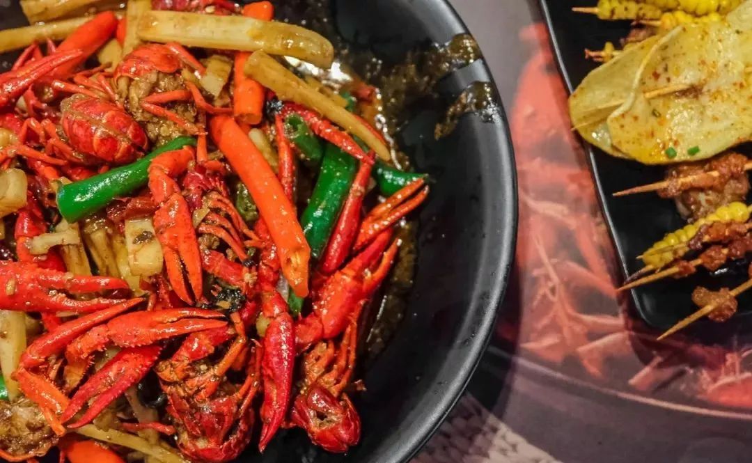 2020年夏天最爱小龙虾盘点！这5家吃完就想嗦指头