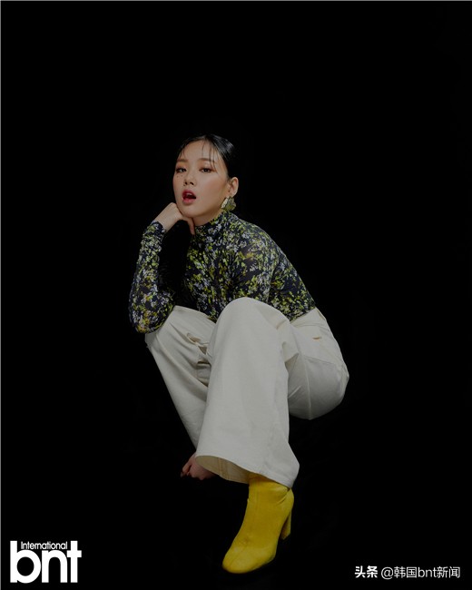 「bnt PHOTO」歌手BIBI拍摄bnt写真 谈与Pengsoo一起发