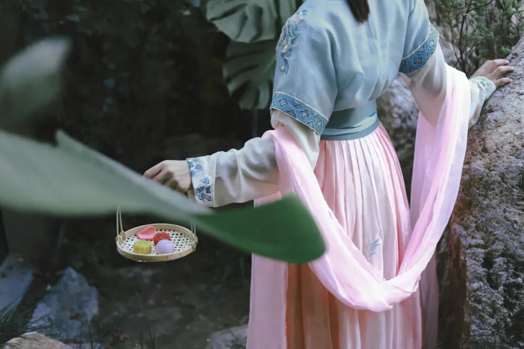 姜夔元宵夜失眠，怀念旧情人，写下一首名作，中间两句让人泪奔-第4张图片-非凡网