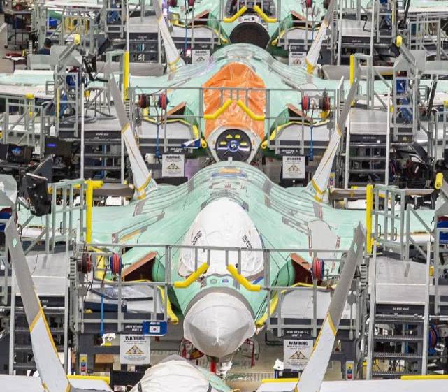 两天造一架五代战机，首次进入全速生产！一架