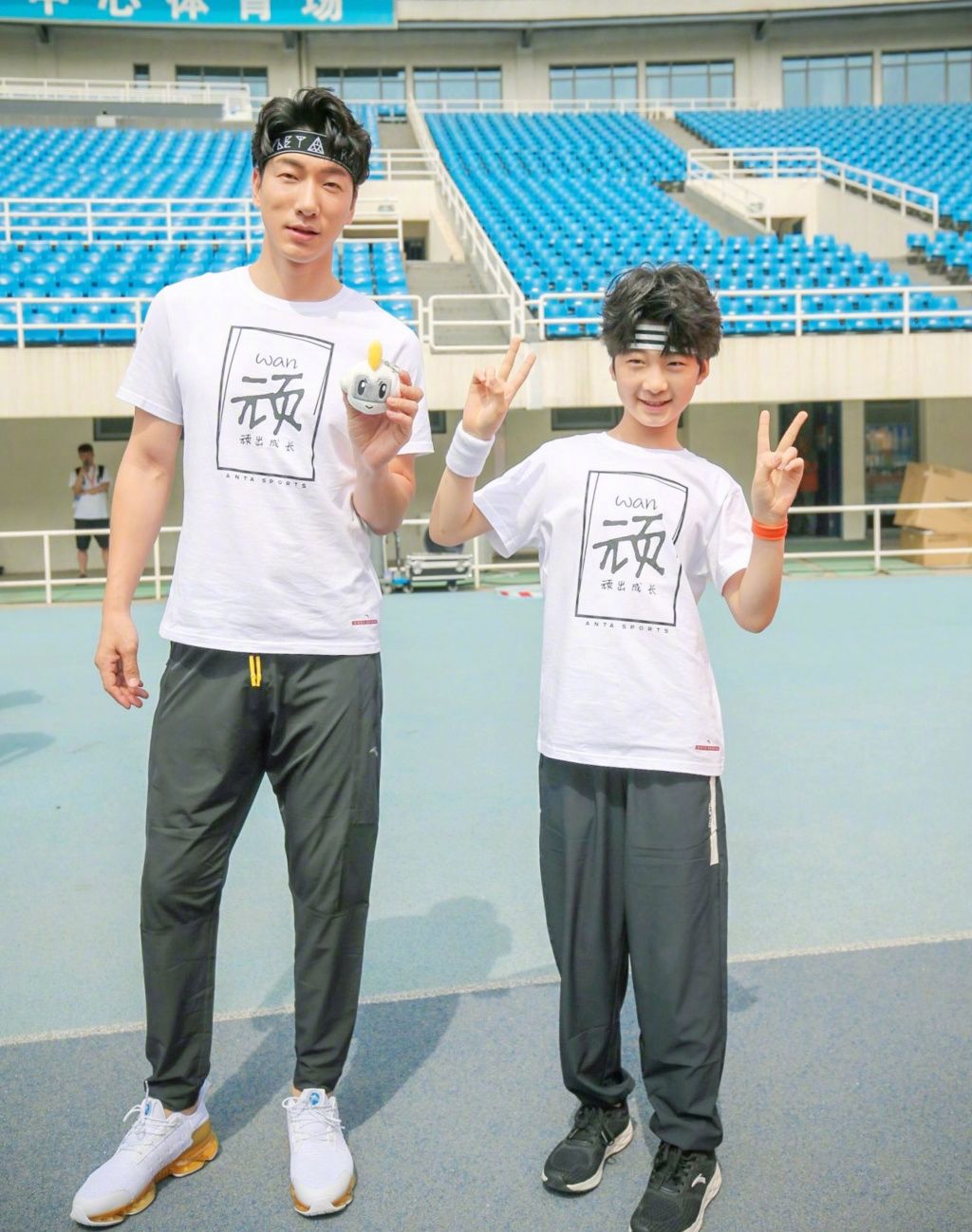《爸爸去哪儿》中的5个萌娃大变样，8年后他们怎么样了？