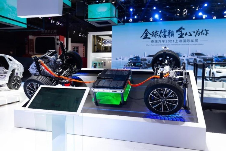 正儿八经的“奇瑞王”！鲲鹏混动DHT装车，4.9秒破百