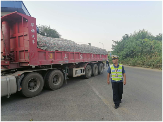 雨湖区：超限超载车辆再无“安全时段”