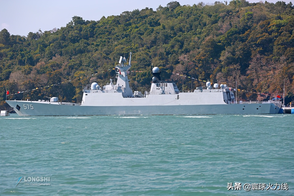 南海警报声响起！美最大运输机C5“超级银河”来