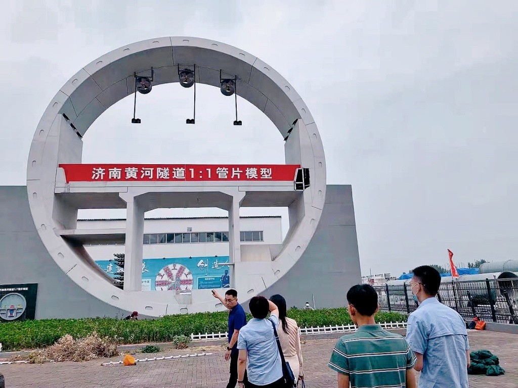 武漢“長江第一隧”與濟(jì)南“黃河第一隧”交流對話