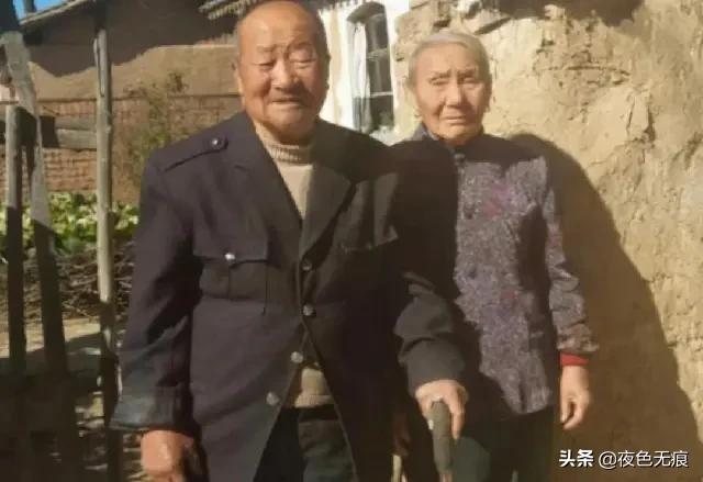山西90岁老兵证件遗失没法证明身份，指着博物馆
