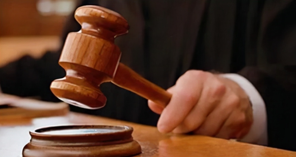 马艳红案庭审回顾：背负4条人命的她，庭审时凭一句话，多活了3年