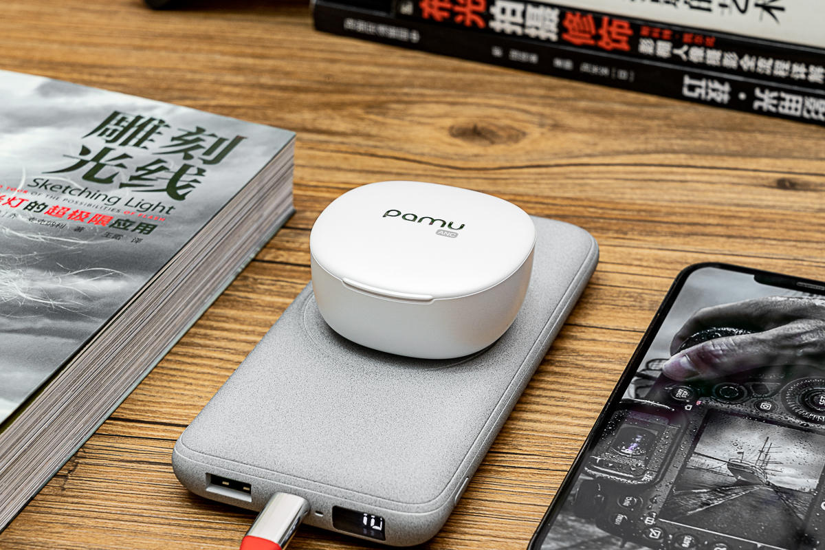 蘋(píng)果手機(jī)實(shí)用配件，支持MagSafe，南卡POW3無(wú)線充電寶
