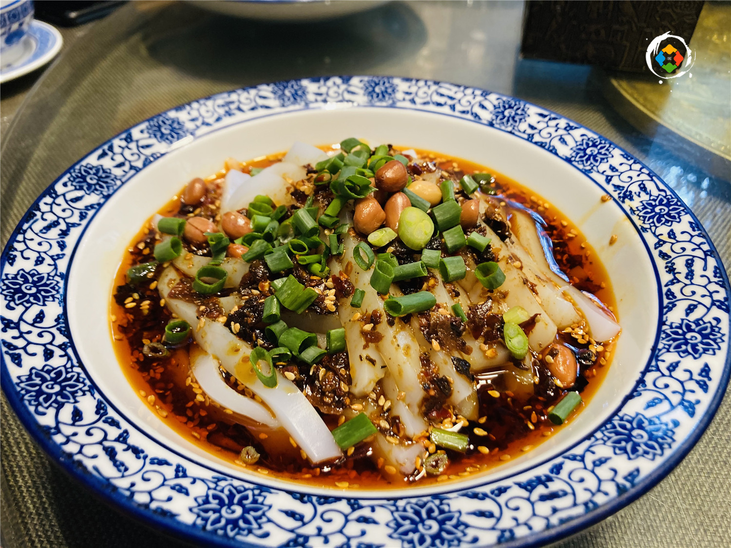 重庆人吃一顿团圆饭有多少道菜？20才刚刚起步，每一道都有特色