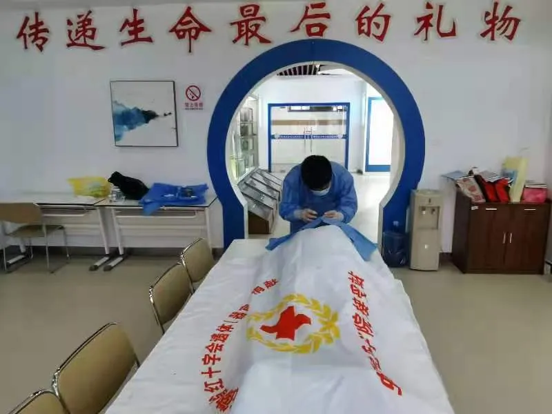 致敬!亳州67岁老人离世后捐献角膜遗体