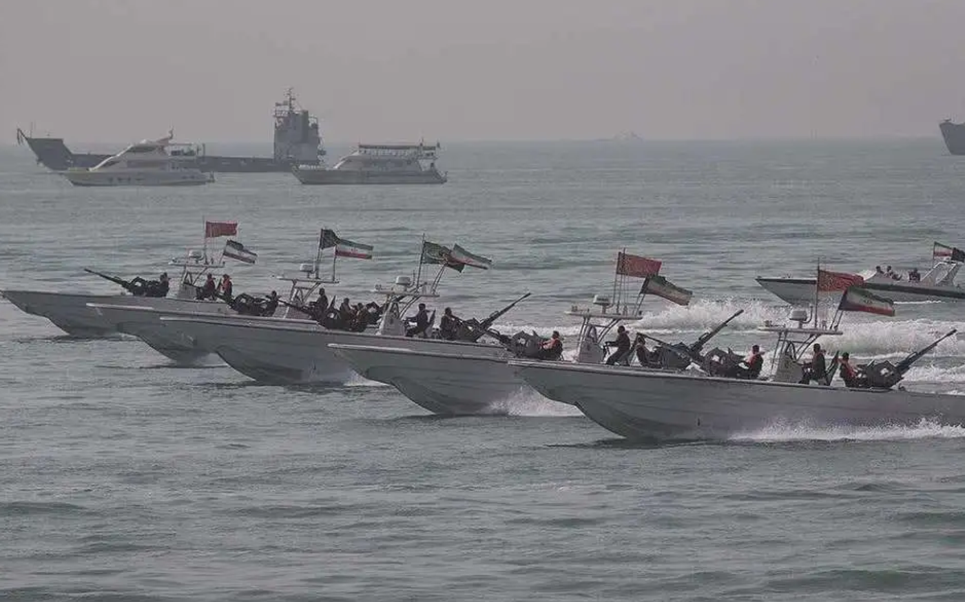 准备开战？美军在敏感空域下达“禁飞令”，无视警告将被导弹击落