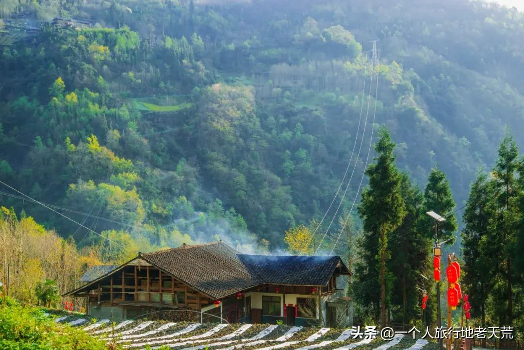 李子柒“隱居”地公開,這座比成都還安逸的城市,究竟是什麼地方